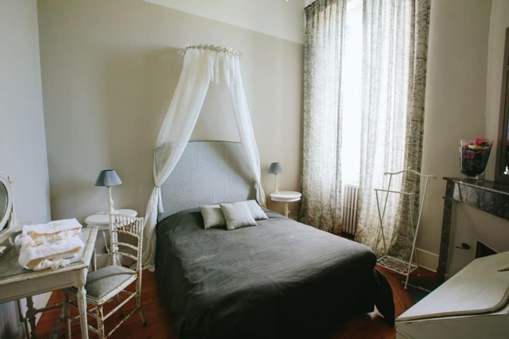 Chateau Couffins Asques Extérieur photo