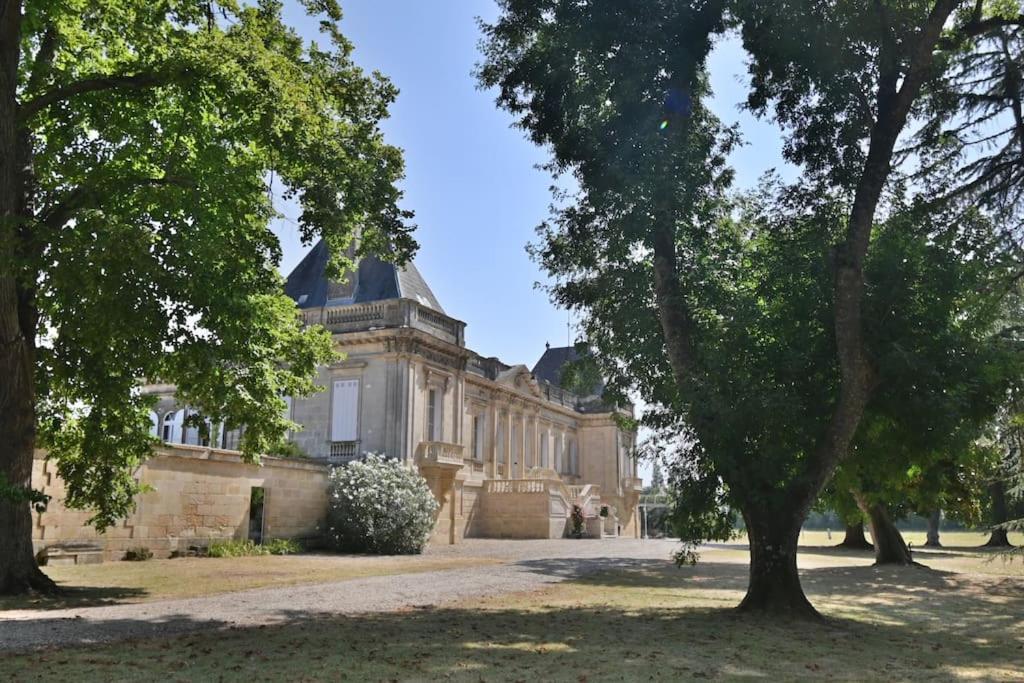 Chateau Couffins Asques Extérieur photo